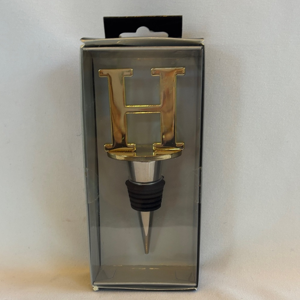 BRAND NEW WILD EYE DESIGNS WINE BOTTLE STOPPER CORK LETTER H BLACK SILVER & GOLD
